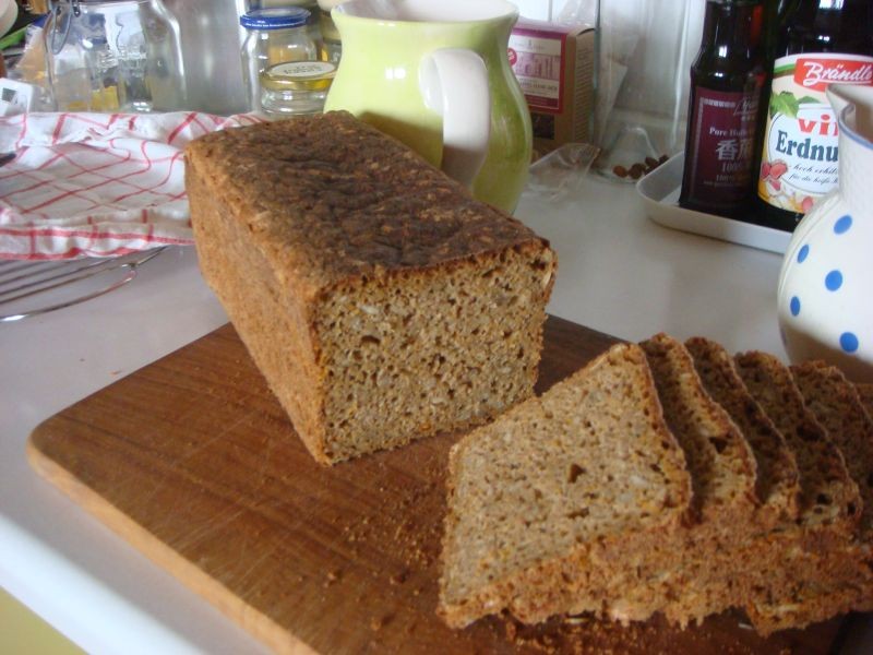 Feines Möhrenbrot 1.jpg